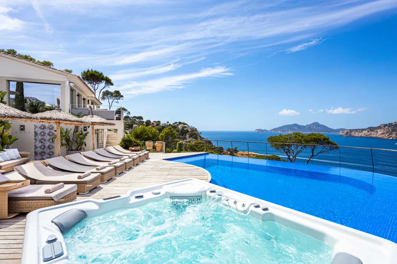Regal Harbour View Villa with Amazing Sunset photo 5