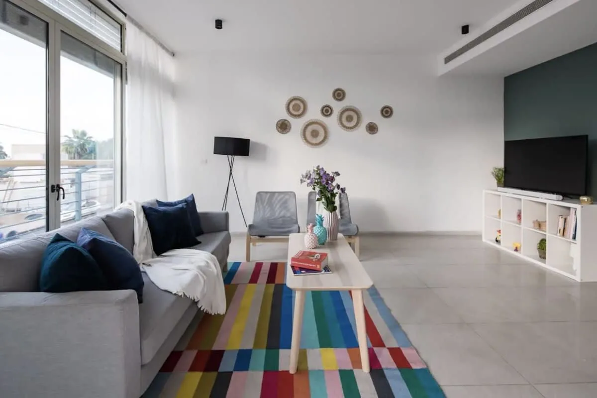 Joyful Deluxe Flat Right Next to TLV Port photo 5