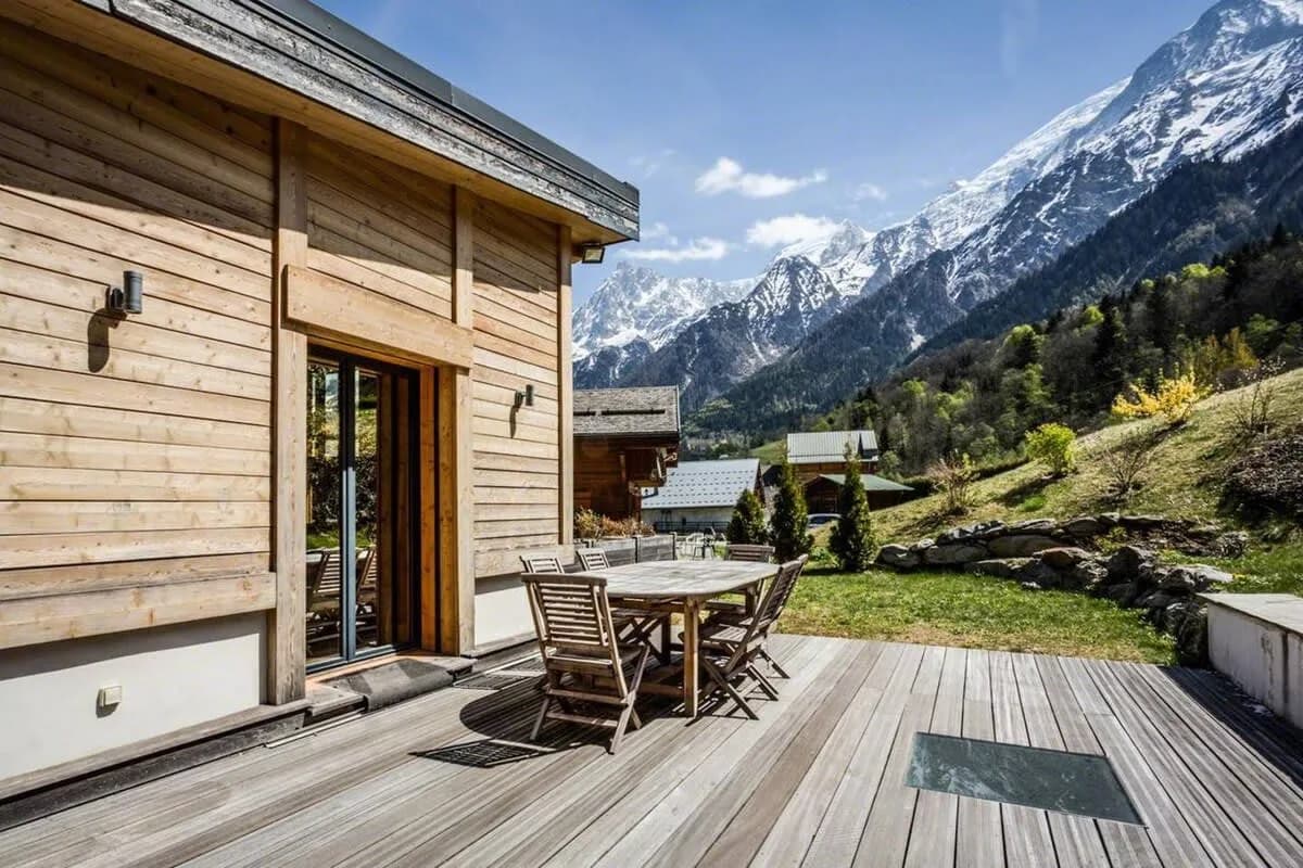 Classic and Elegant Spacious Chalet photo 4
