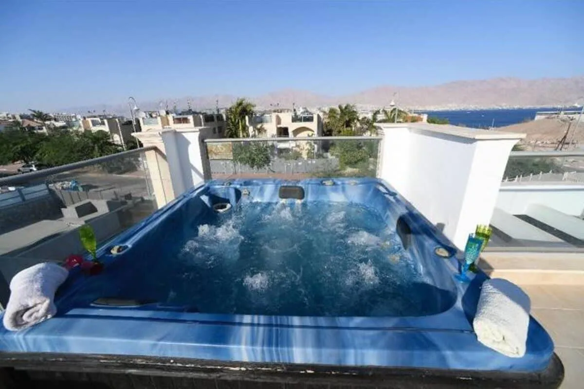 Deluxe Duplex Overlooking the Eilat Bay