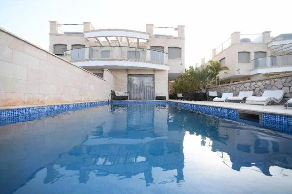 Deluxe Duplex Overlooking the Eilat Bay photo 2