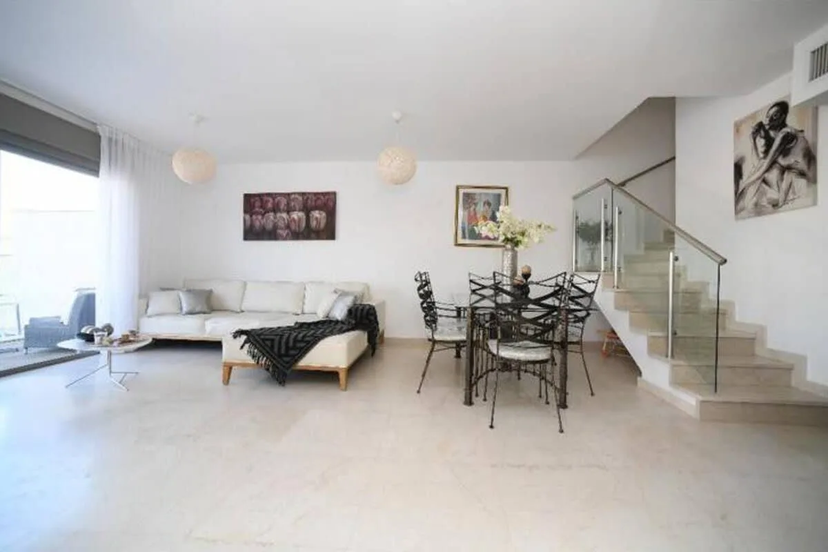 Deluxe Duplex Overlooking the Eilat Bay photo 4