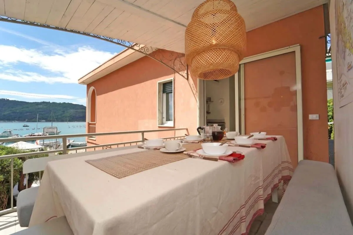 Earth's Beautiful Villa near the Shore and Centre photo 5