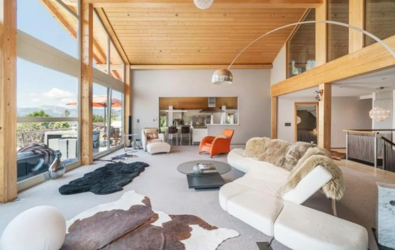 Luxury Ski Chalet with Gym and Jacuzzi photo 5