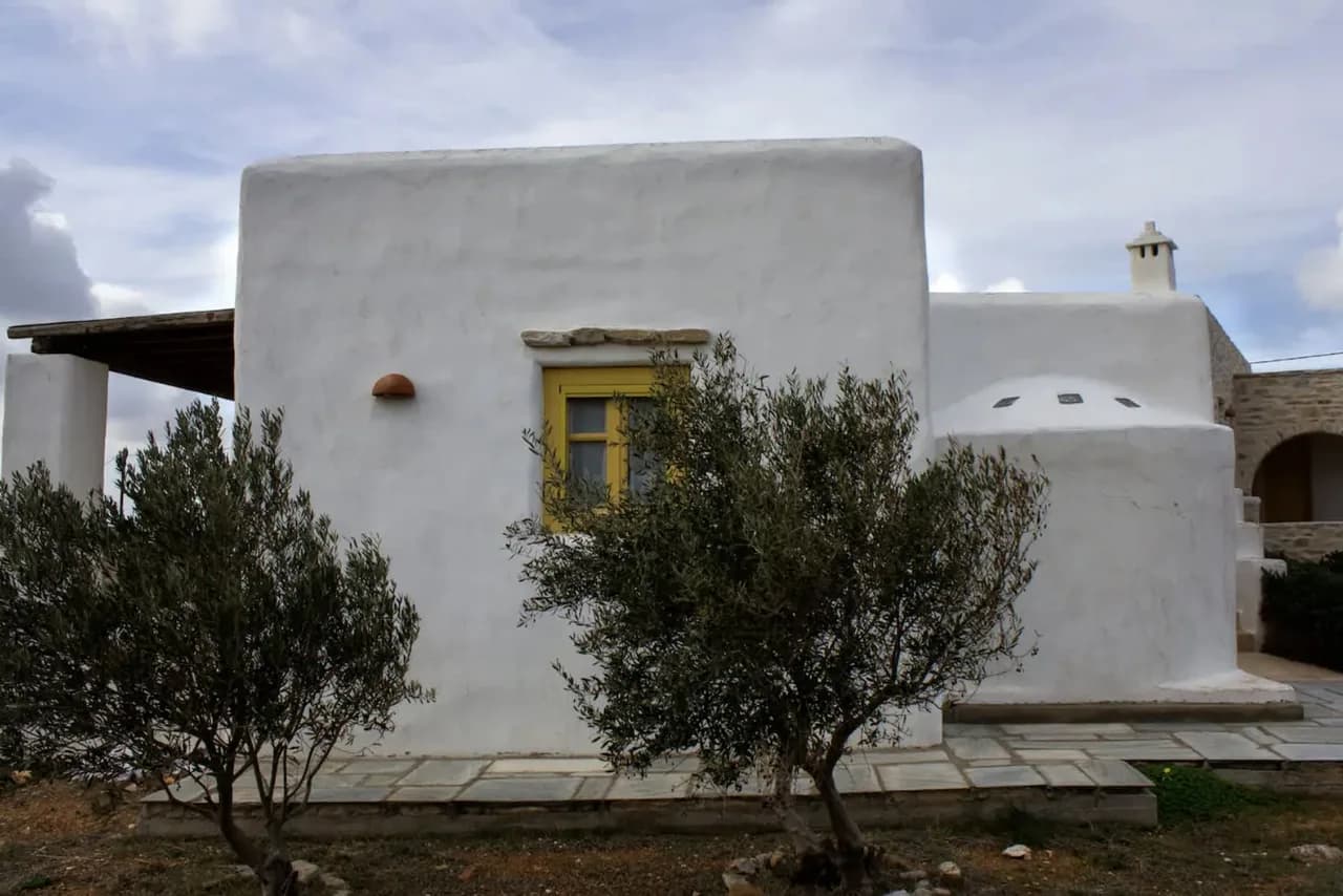 Enchanted Country House with Awesome Scenery photo 4