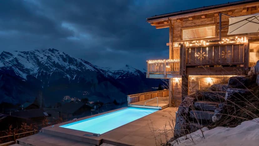 Luxury Chalet with Private Spa in Riddes