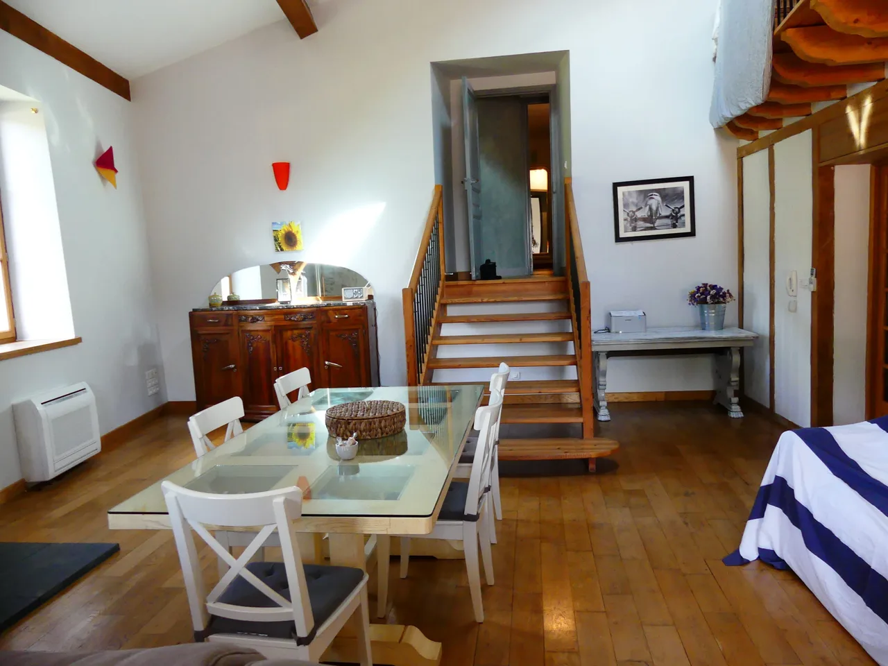 Spacious Garden Four Bedroom Apartment in Limoux photo 5