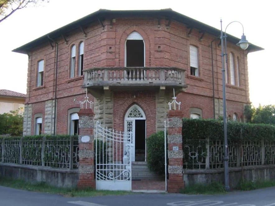 Fairytale Villa near Versiglia Beaches