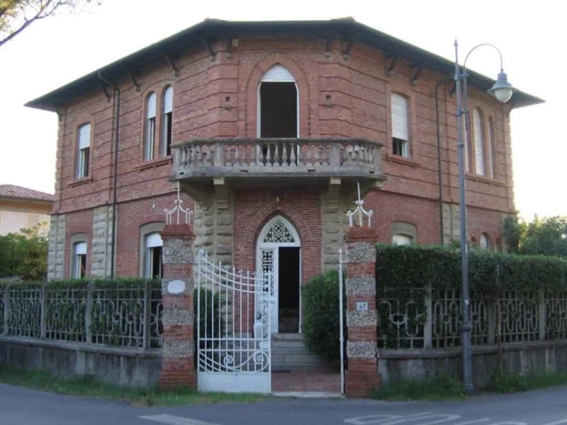 Fairytale Villa near Versiglia Beaches