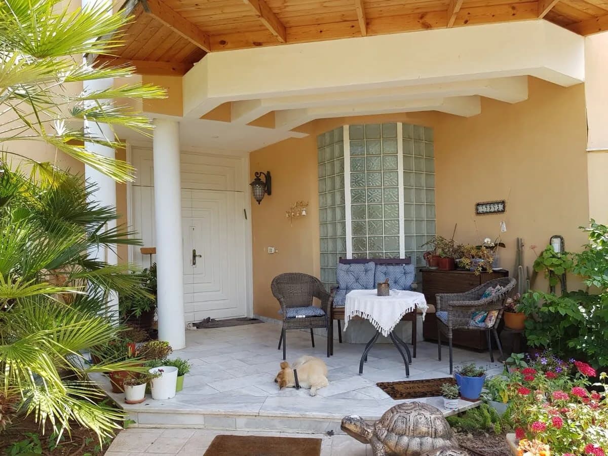 Feels like Home 4BR Villa with Pool photo 3