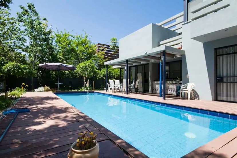 Fresh Breeze Villa in the Coast Line
