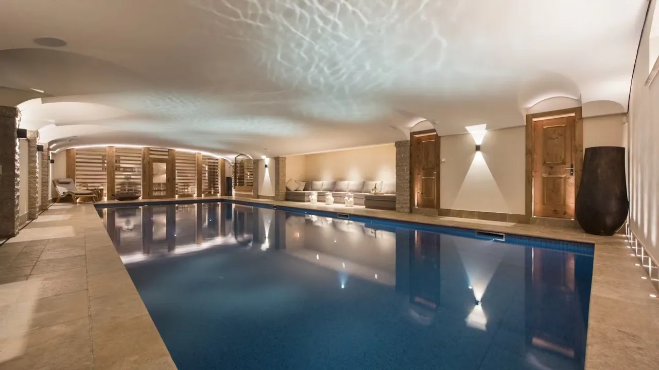 Luxury Chalet with Mont Blanc Views photo 4