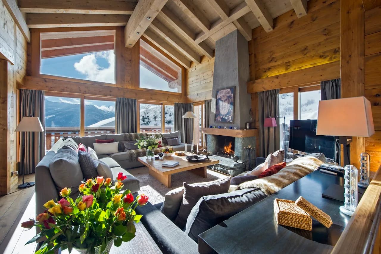 Chalet with Hot Tub and Stunning Views photo 4