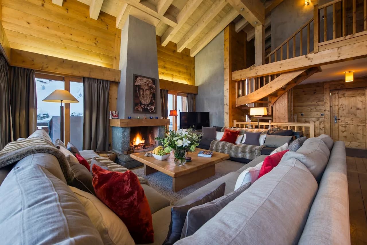 Chalet with Hot Tub and Stunning Views photo 5
