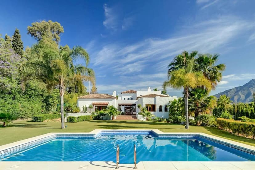 Awesome Tropics Villa near Puerto Banus