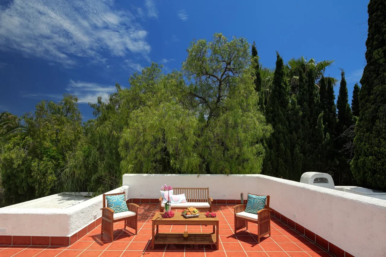 Heart's Desire Villa within Nueva Andalucia photo 5