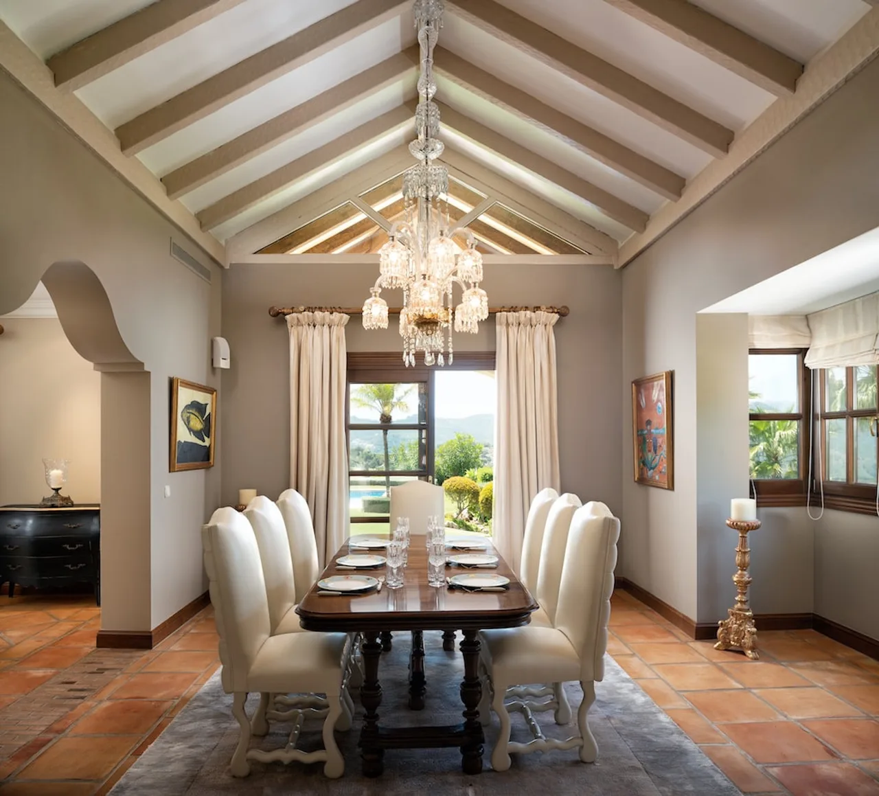 Prime Elegant Villa in Spain's Private Residences photo 3
