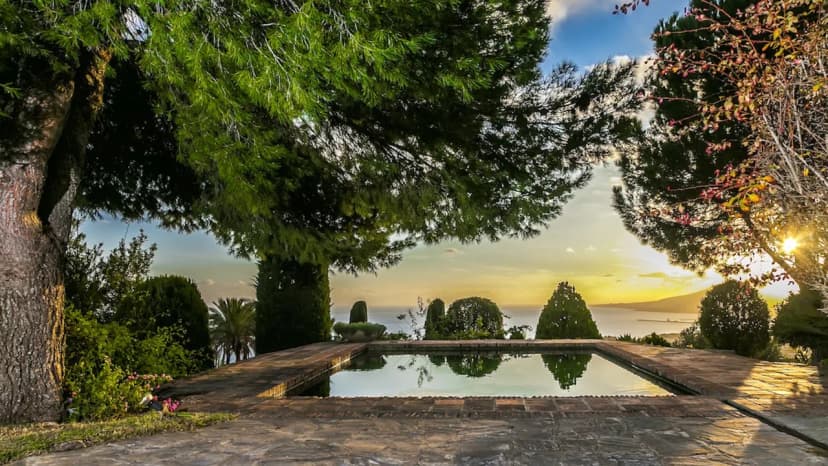 Rejuvenating Villa with Views over the Malaga Bay