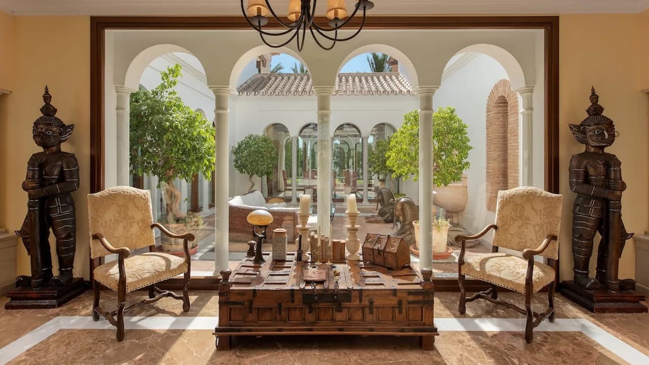 Rejuvenating Villa with Views over the Malaga Bay photo 3