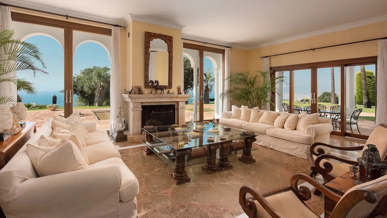Rejuvenating Villa with Views over the Malaga Bay photo 5