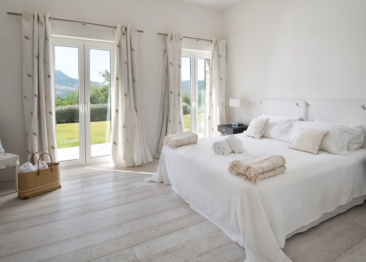 Relaxing Wonders Villa with Solar Heated Pool photo 4