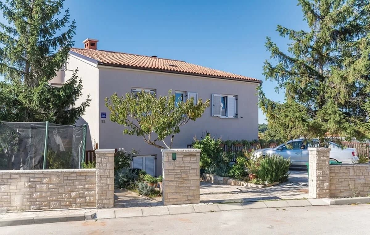 Self-Catered Prestige Villa in Pula Croatia photo 4