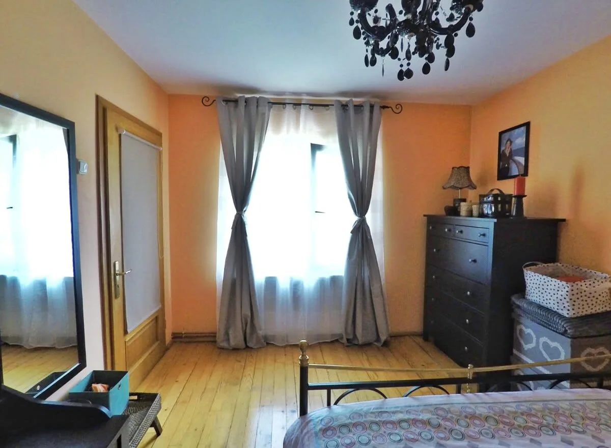 Snug En-Suite Bedroom with Big, Beautiful Yard photo 3