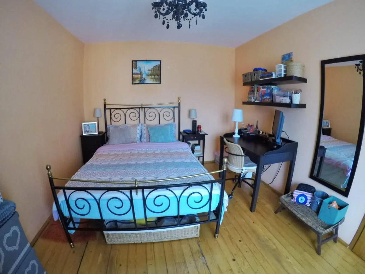 Snug En-Suite Bedroom with Big, Beautiful Yard photo 4