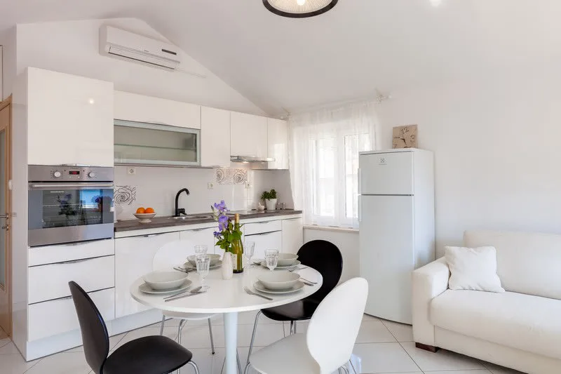 Charming Holiday Home Close To Beachfront