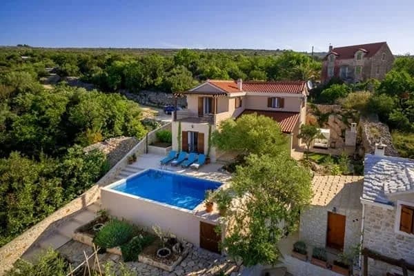 Charming Villa with Pool in Milna photo 2