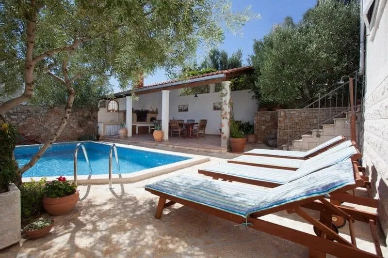 Charming Villa With Pool And A Spectacular View photo 2