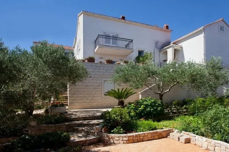 Charming Villa With Pool And A Spectacular View photo 4