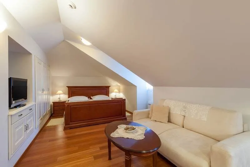 Deluxe Villa In Picturesque Village photo 5