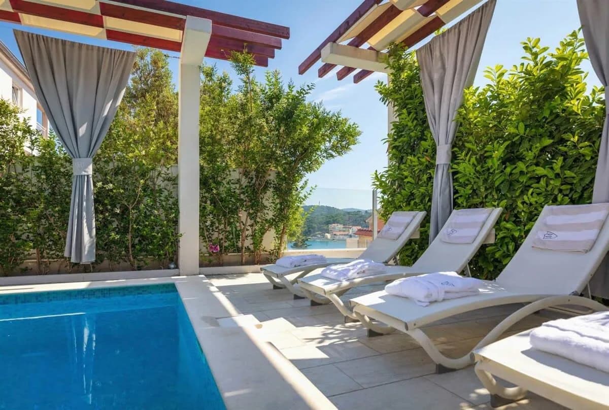 Prestige Vacation Villa With Gorgeous Pool And BBQ Area photo 2