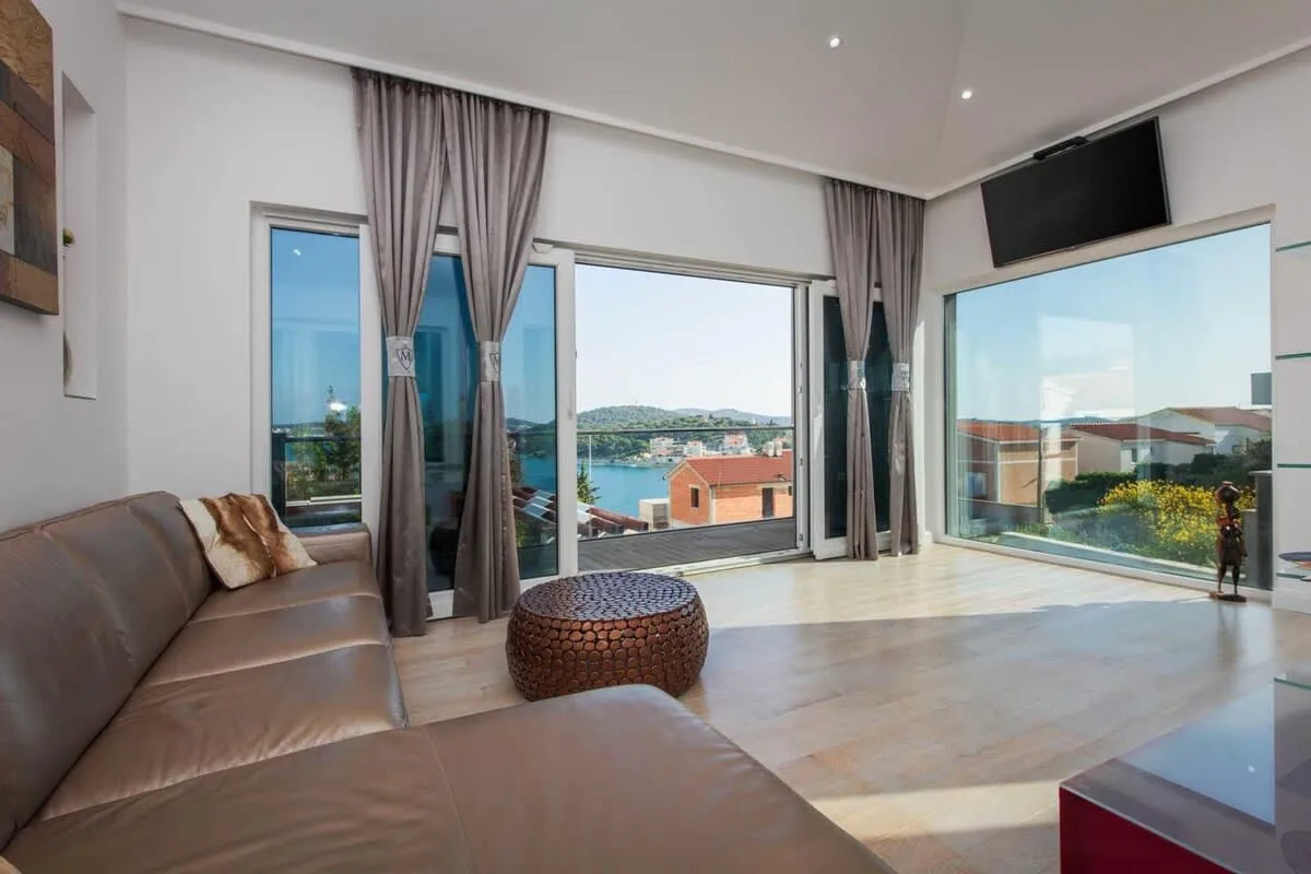 Prestige Vacation Villa With Gorgeous Pool And BBQ Area photo 4