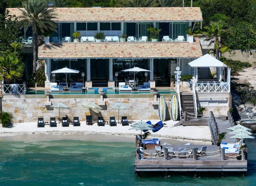 Beach Front Villa with Spectacular Ocean View