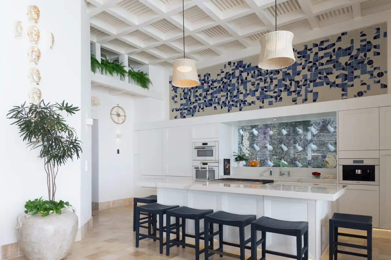 Beach Front Villa with Spectacular Ocean View photo 5
