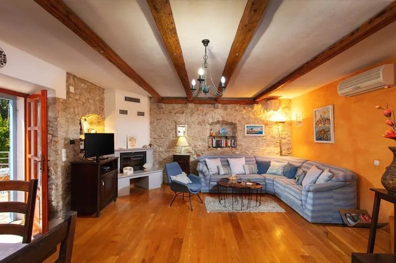 Private Elegant Villa with Table Tennis photo 2