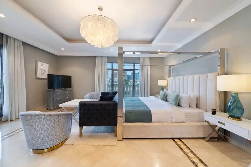 Iconic Luxurious Villa in Palm Jumeirah photo 3