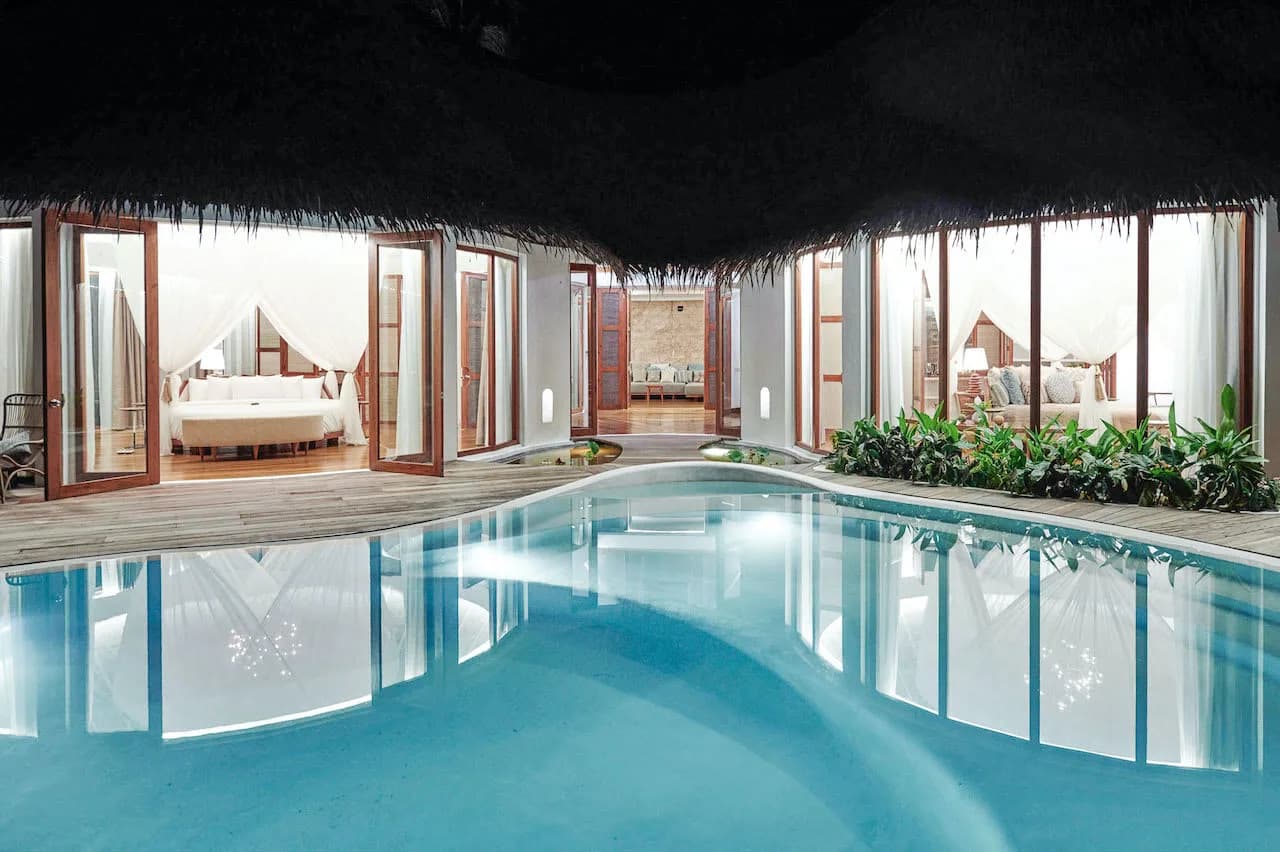 Luxury Beachfront Hideaway With Private Pool photo 2