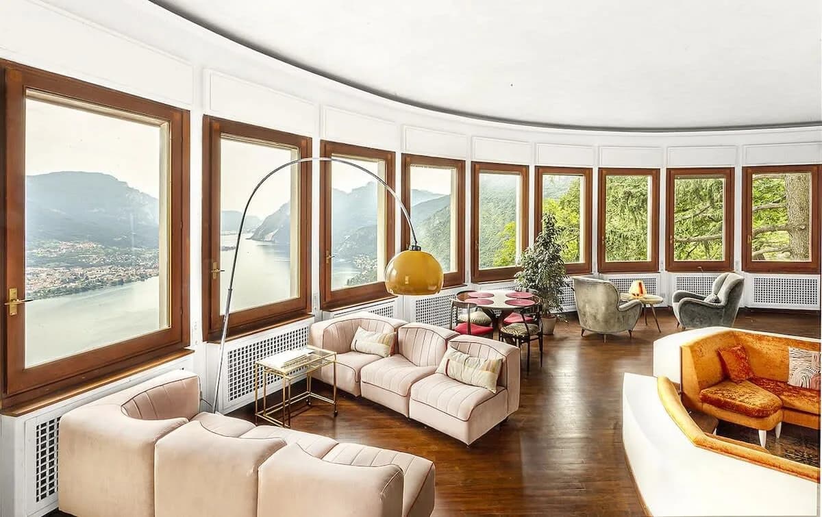 Italian Villa on the Hills Above Lake Como photo 2