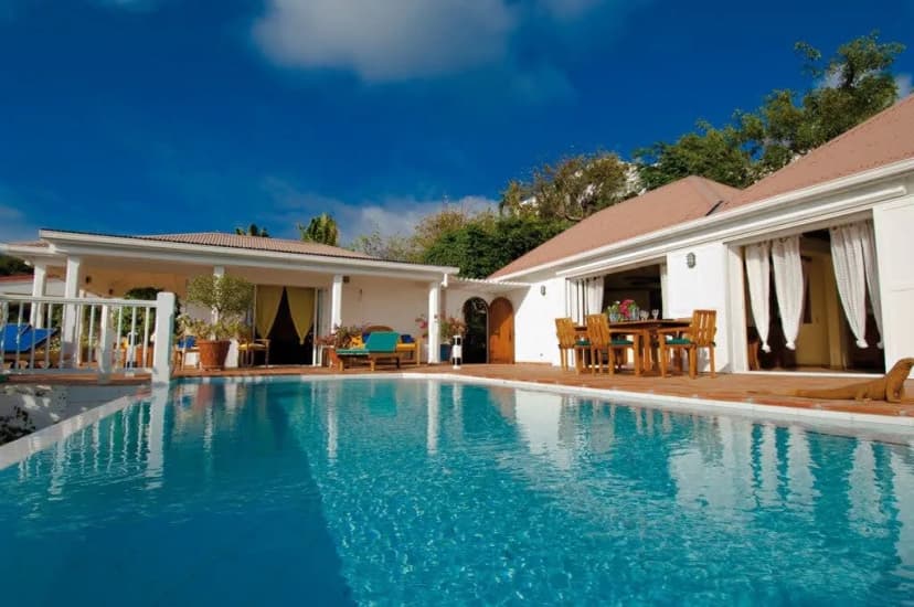 Gouverneur's Summer Villa near the Beach