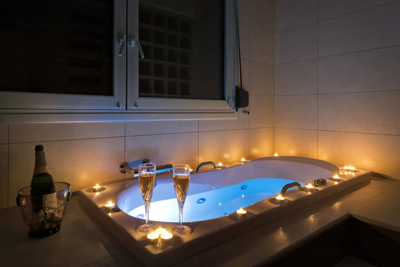 Luxurious Family Villa with Pool and Gym photo 5