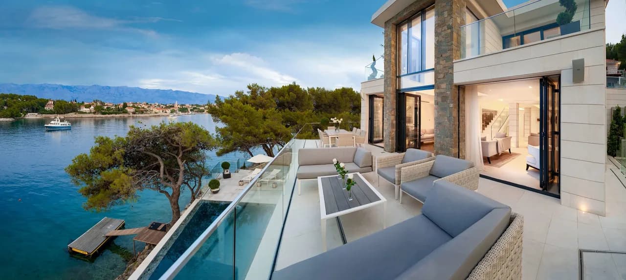 Stylish Villa Modern With Dalmatian Architecture And Wine Cellar photo 5