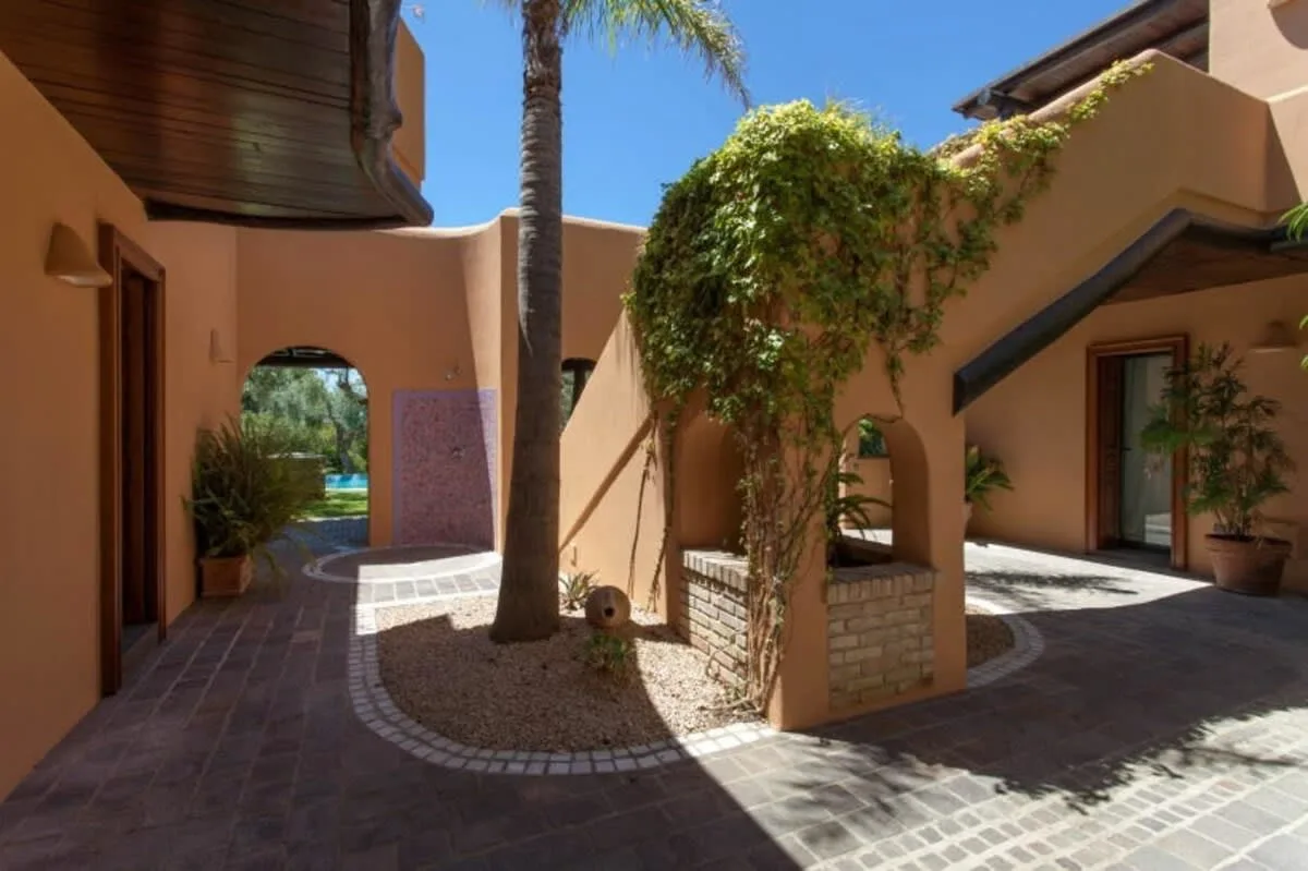 Cozy and Lovely Villa photo 4