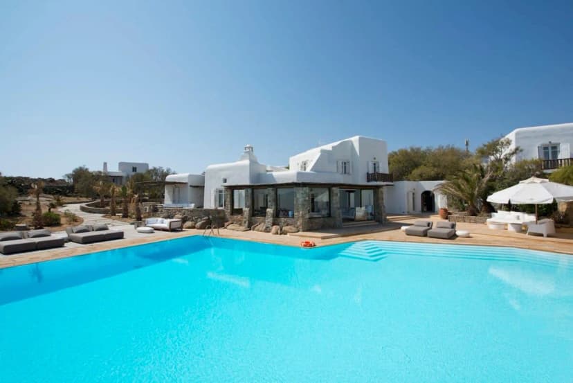 Stunning Villa with Infinity Pool in Mykonos