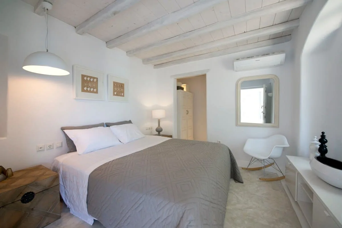 Stunning Villa with Infinity Pool in Mykonos photo 4