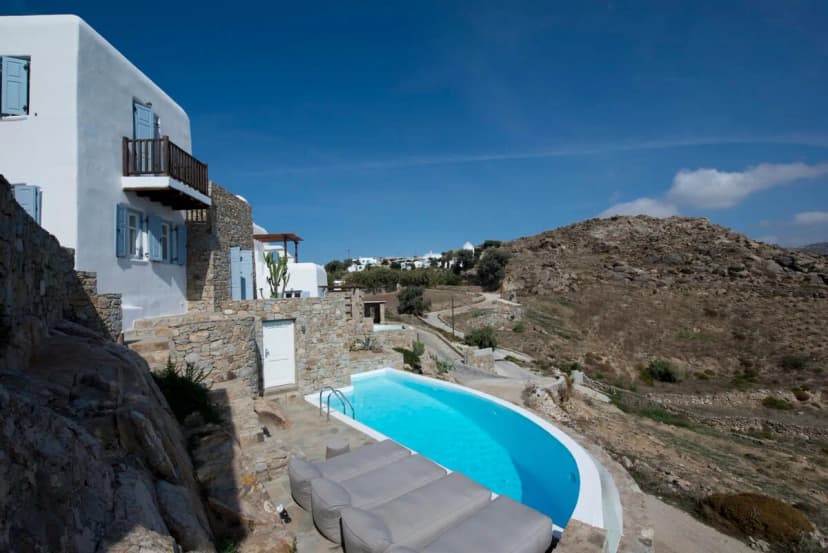 Spacious Villa with Heated Pool in Mykonos