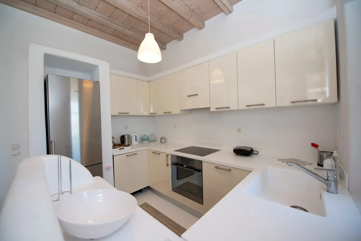 Spacious Villa with Heated Pool in Mykonos photo 4