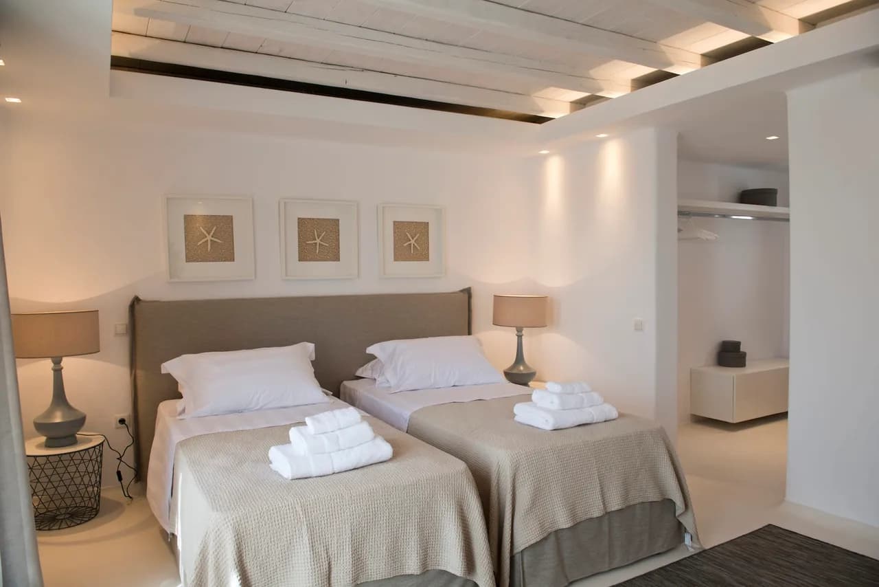 Luxurious 7 Bedroom Villa in Mykonos photo 5
